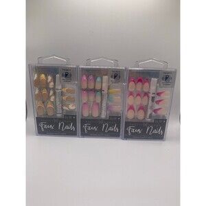 Lot of 3 Pretty woman faux Nails (24 each pack)